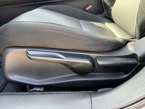 Used 2022 Honda Accord LX image 11