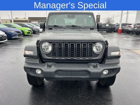 Used 2024 Jeep Wrangler Sport S image 22