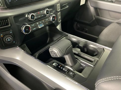 New 2026 Ford F150 XLT w/ XLT Black Appearance Package AWD/4WD image 19