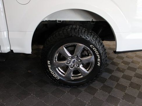 Used 2018 Ford F150 XLT w/ Equipment Group 302A Luxury image 9