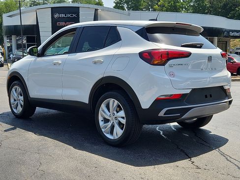 Used 2026 Buick Encore GX Preferred w/ Comfort Package AWD/4WD image 4