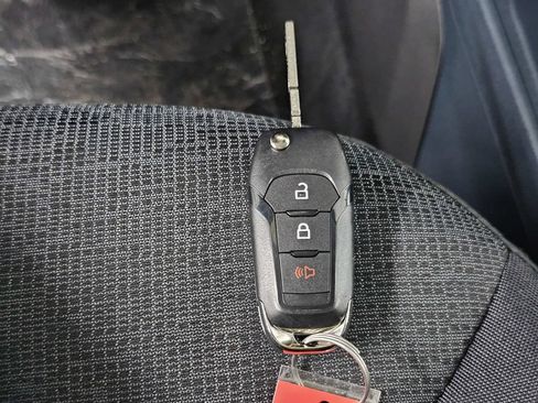 New 2026 Ford Maverick XL w/ Equipment Group 101A AWD/4WD image 32