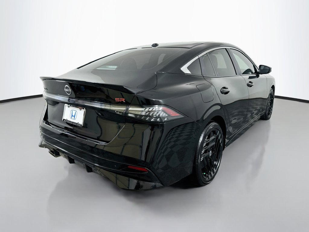 Used 2026 Nissan Sentra SR w/ Floor Mat Package FWD image 5