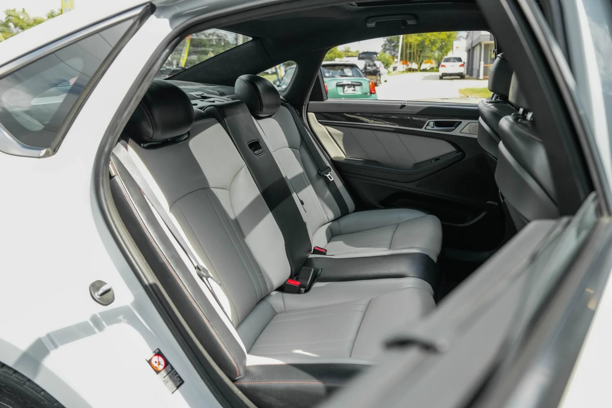 Used 2018 Genesis G80 3.3T Sport AWD/4WD image 35