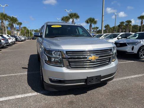 Used 2019 Chevrolet Tahoe Premier w/ Premier Plus Edition RWD image 6