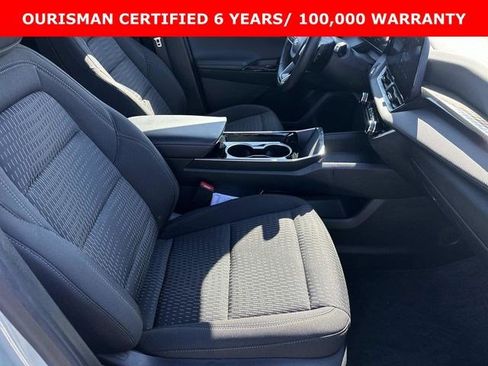 Certified 2025 Chevrolet Equinox LT w/ Safety and Technology Package image 9