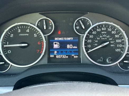 Used 2015 Toyota Tundra Platinum image 35