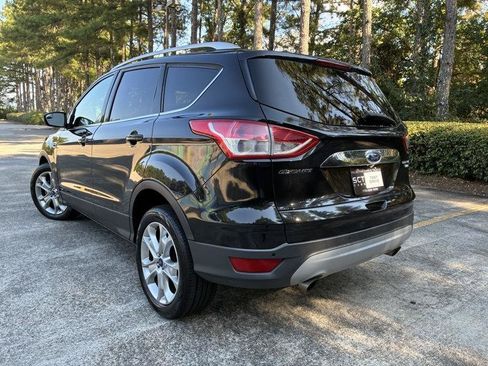 Used 2015 Ford Escape Titanium AWD/4WD image 12