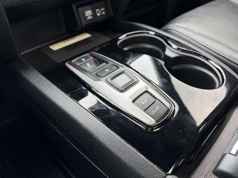 Used 2022 Honda Pilot Black Edition image 25