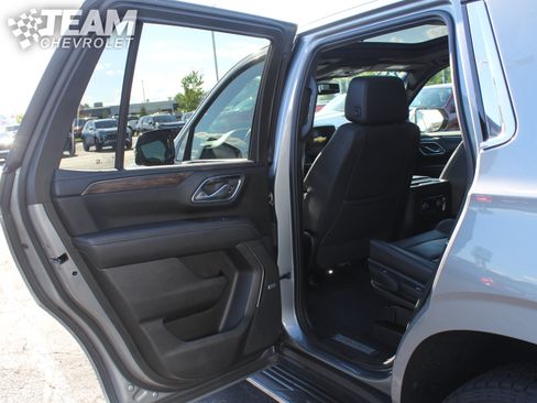 Certified 2023 Chevrolet Tahoe LT w/ Luxury Package AWD/4WD image 21