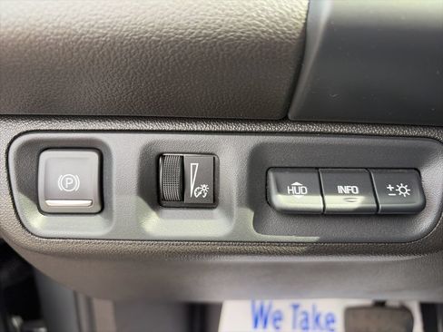 Used 2023 GMC Acadia Denali AWD/4WD image 12