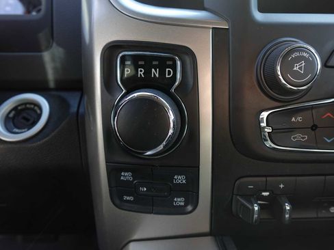 Used 2018 RAM 1500 Big Horn image 22