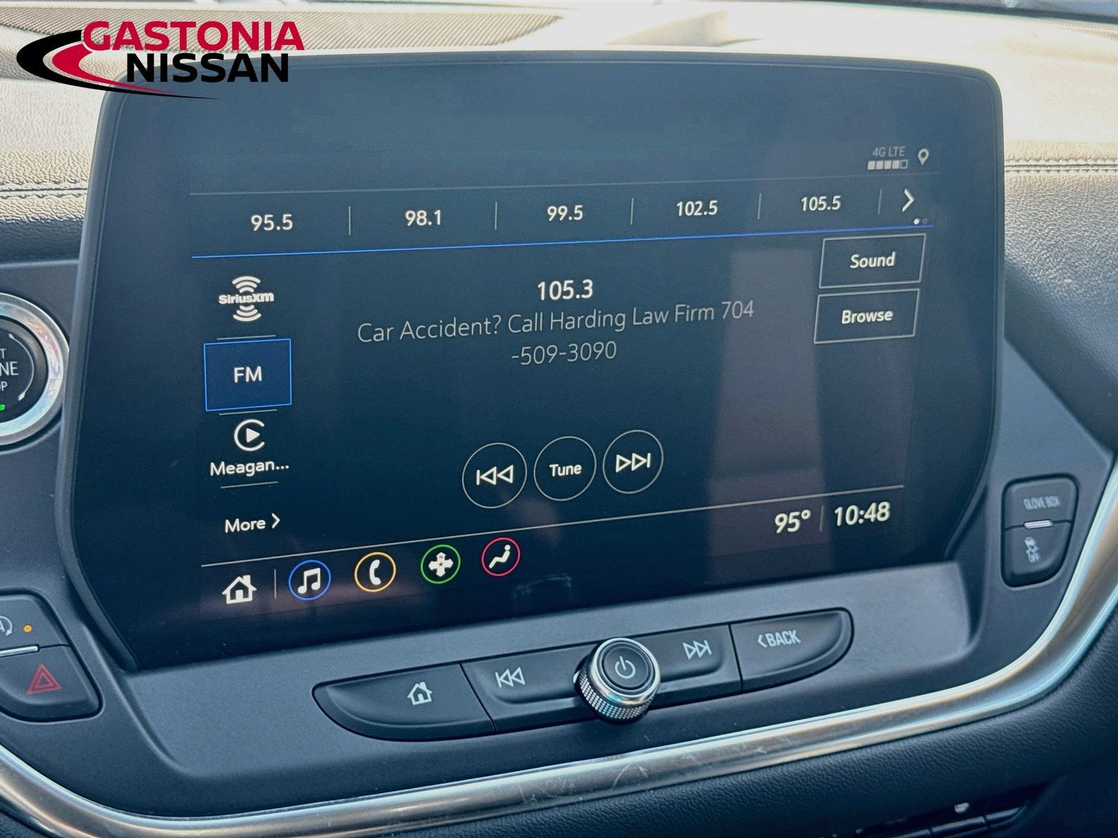 Used 2024 Chevrolet Blazer LT w/ Convenience Package FWD image 18