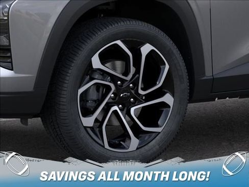 New 2026 Chevrolet Trax RS w/ Sunroof Package FWD image 9