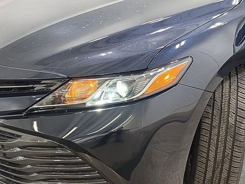 Used 2019 Toyota Camry LE w/ Convenience Package FWD image 30