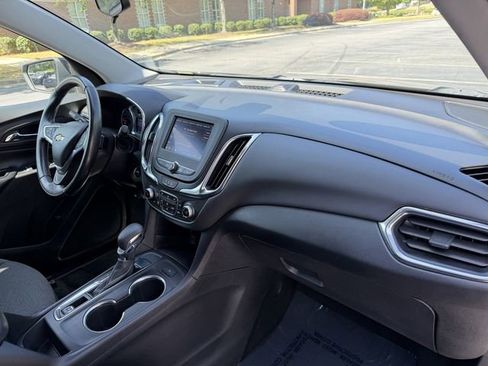 Used 2022 Chevrolet Equinox LT w/ Driver Convenience Package FWD image 36