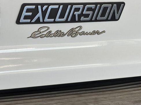 Used 2005 Ford Excursion Eddie Bauer AWD/4WD image 23