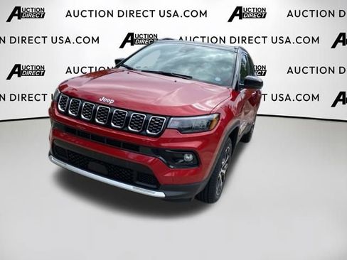 Used 2024 Jeep Compass Limited image 5