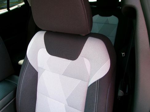 New 2026 Chevrolet Trax LS w/ LS Convenience Package FWD image 12
