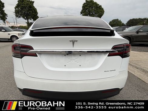 Used 2020 Tesla Model X Long Range AWD/4WD image 4