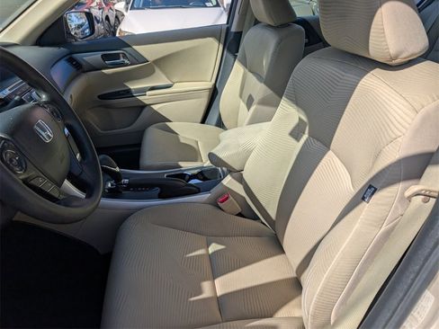 Used 2015 Honda Accord LX image 10
