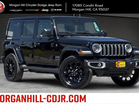 Used 2025 Jeep Wrangler Unlimited Sahara AWD/4WD image 1