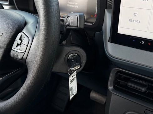 New 2026 Ford Maverick XL AWD/4WD image 28