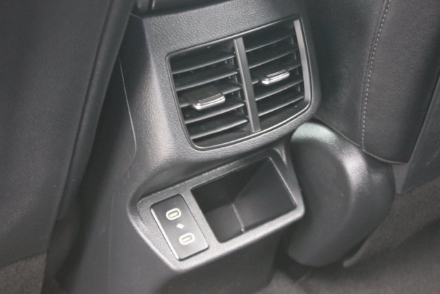 Used 2024 Kia Seltos S AWD/4WD image 25