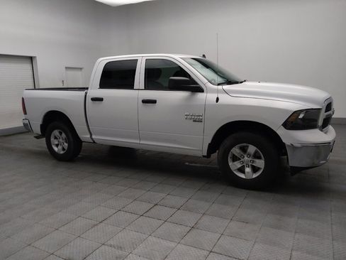 Used 2022 RAM 1500 Classic SLT w/ Electronics Group image 11