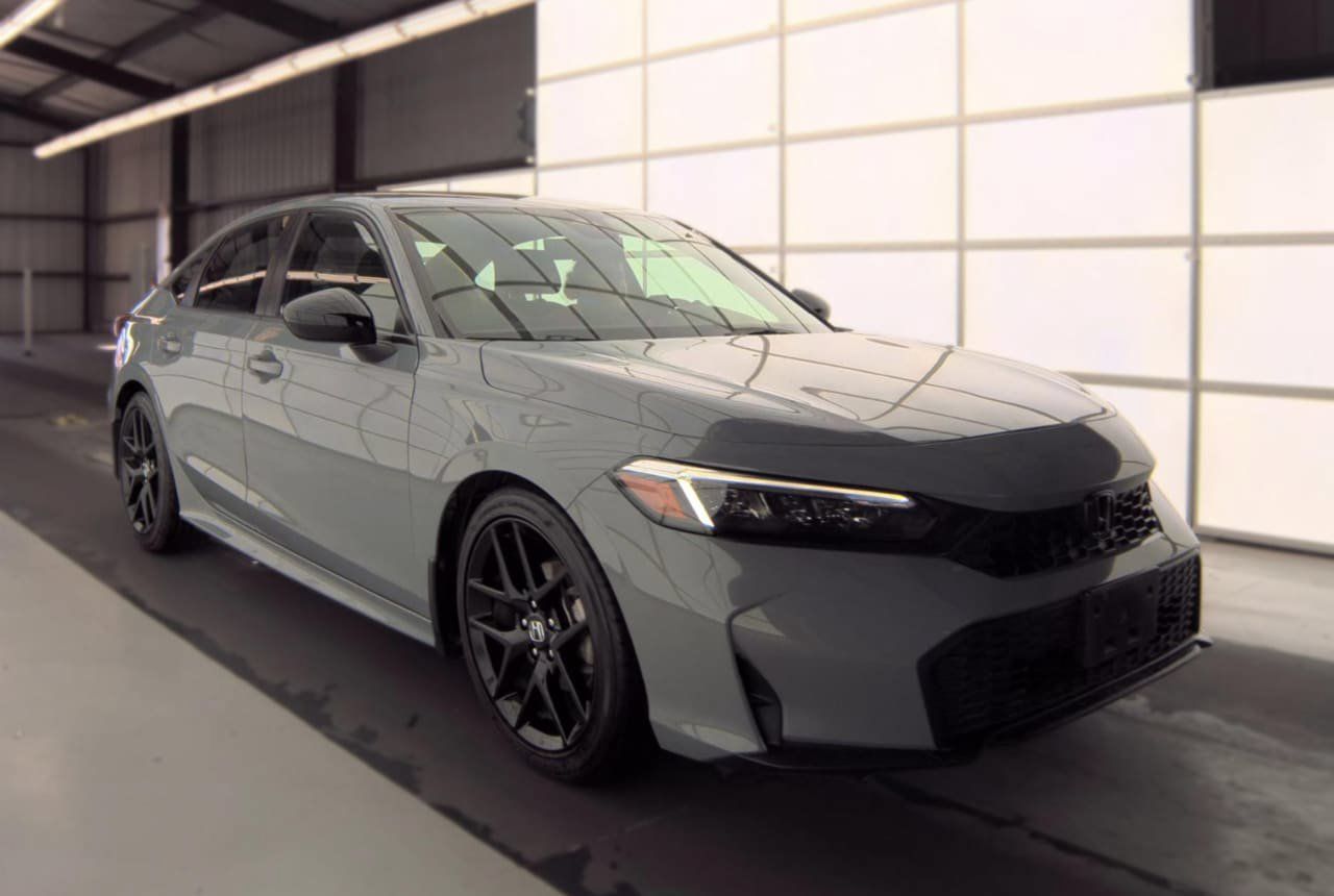 Used 2026 Honda Civic Sport image 4