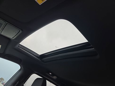 Used 2024 Honda Odyssey Sport image 16