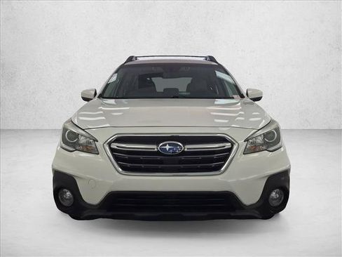 Used 2019 Subaru Outback 2.5i Premium AWD/4WD image 2