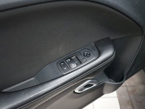 Used 2019 Dodge Challenger SXT image 22