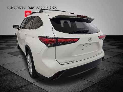 Used 2020 Toyota Highlander Limited AWD/4WD image 4