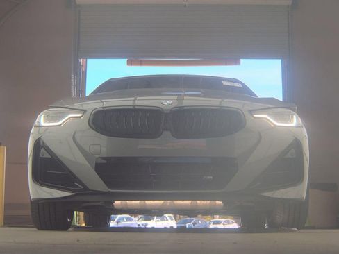 Used 2025 BMW M240i xDrive Coupe w/ Premium Package AWD/4WD image 9