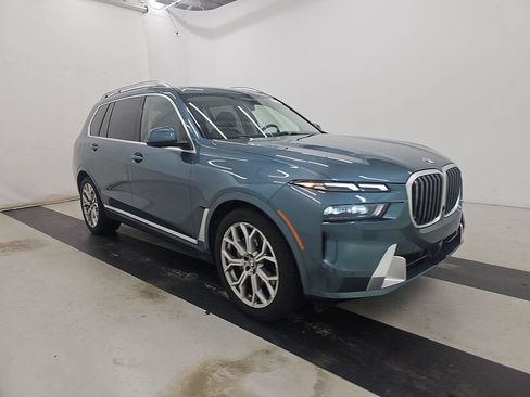 Used 2026 BMW X7 xDrive40i AWD/4WD image 5