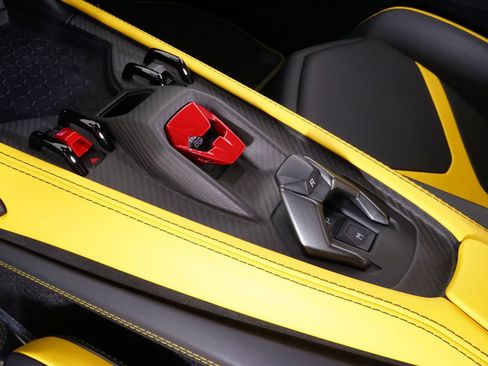 Used 2025 Lamborghini Revuelto AWD/4WD image 26