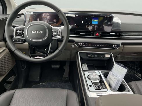 New 2026 Kia Carnival EX FWD image 15
