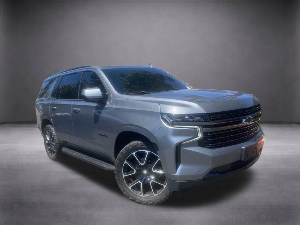 Used 2021 Chevrolet Tahoe RST RWD image 2