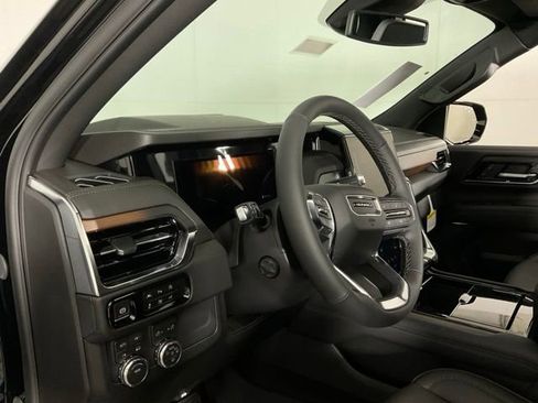 New 2026 GMC Yukon XL Denali w/ Sun & Power Step Package AWD/4WD image 17