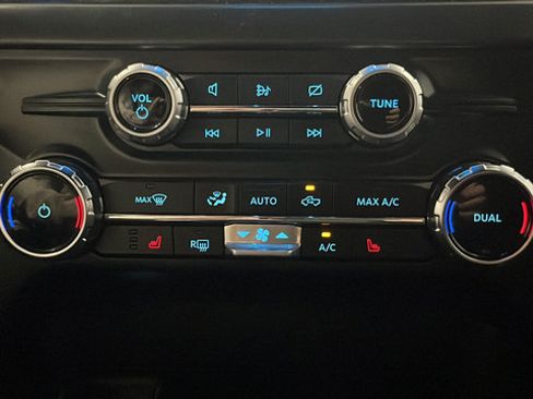 Used 2024 Ford F150 XLT w/ Equipment Group 302A MID AWD/4WD image 17