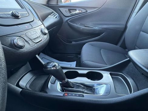 Used 2017 Chevrolet Malibu LS w/ LPO, Convenience Package 2 image 24