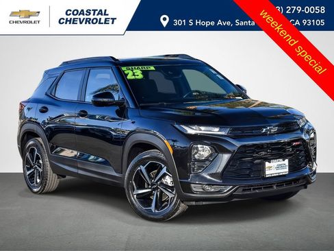 Used 2023 Chevrolet TrailBlazer RS w/ Sun and Liftgate Package image 1