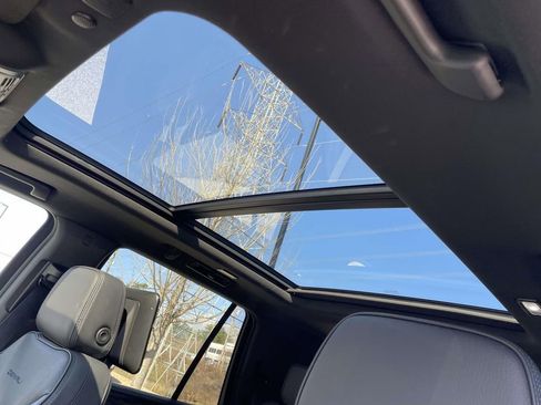 Used 2021 GMC Yukon Denali w/ Denali Ultimate Package image 19