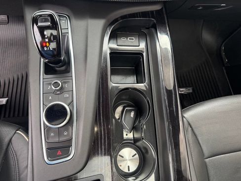 Used 2023 Cadillac Escalade Sport w/ LPO, ONYX Package AWD/4WD image 39