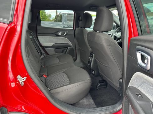 Used 2023 Jeep Compass Sport AWD/4WD image 16