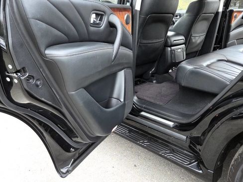 Used 2017 INFINITI QX80 4WD w/ Deluxe Technology Package image 35