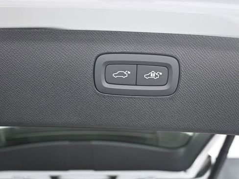 Used 2026 Volvo XC90 T8 Plus w/ Protection Package Premier image 25