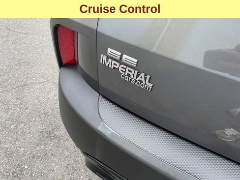 Certified 2021 Ford Escape SE w/ SE Sport Appearance Package image 12