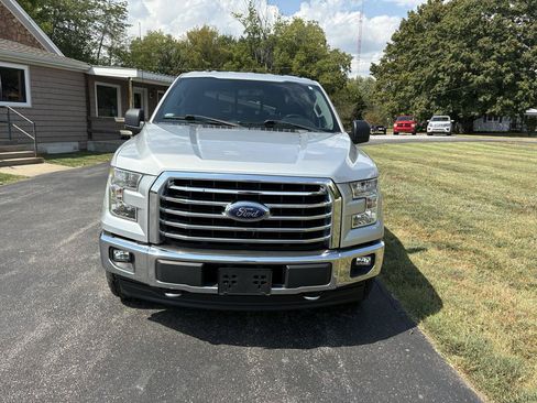 Used 2017 Ford F150 XLT w/ Equipment Group 302A Luxury AWD/4WD image 5